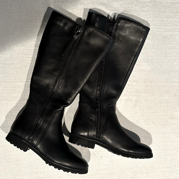 Naturalizer Shoes - Naturalizer Women’s Tall Black Boots w/ Textured Bottom Size 6.5 Like new